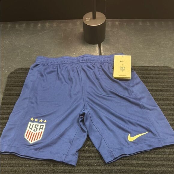 Nike Kids Blue Shorts - Picture 2 of 4